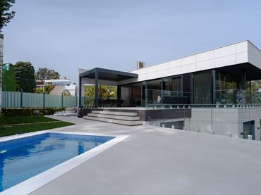 Villa con balcone in affitto a Carrer de la Noguera