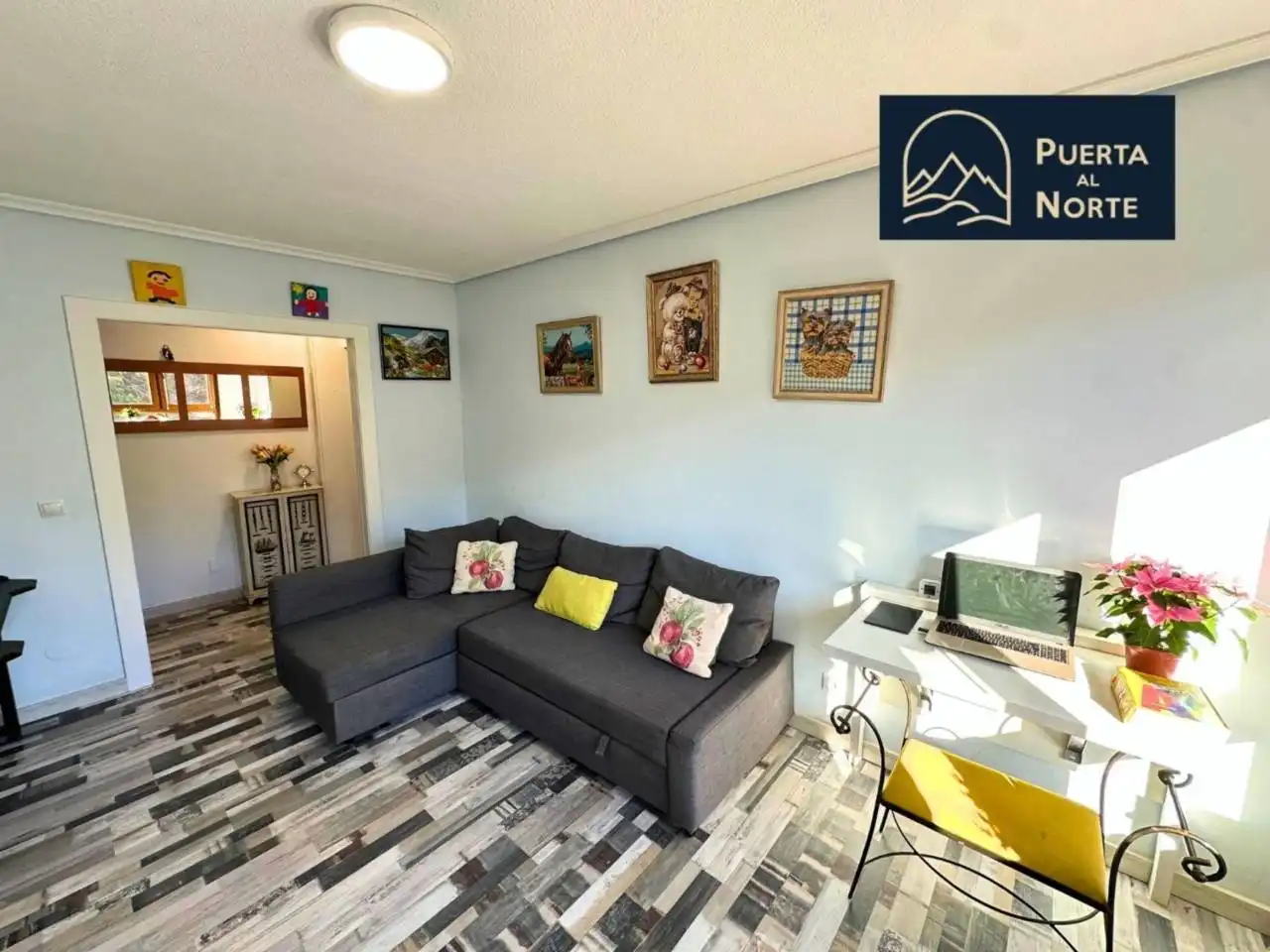 Sala de estar de Piso en venta en Ribamontán al Mar con Calefacción y Balcón