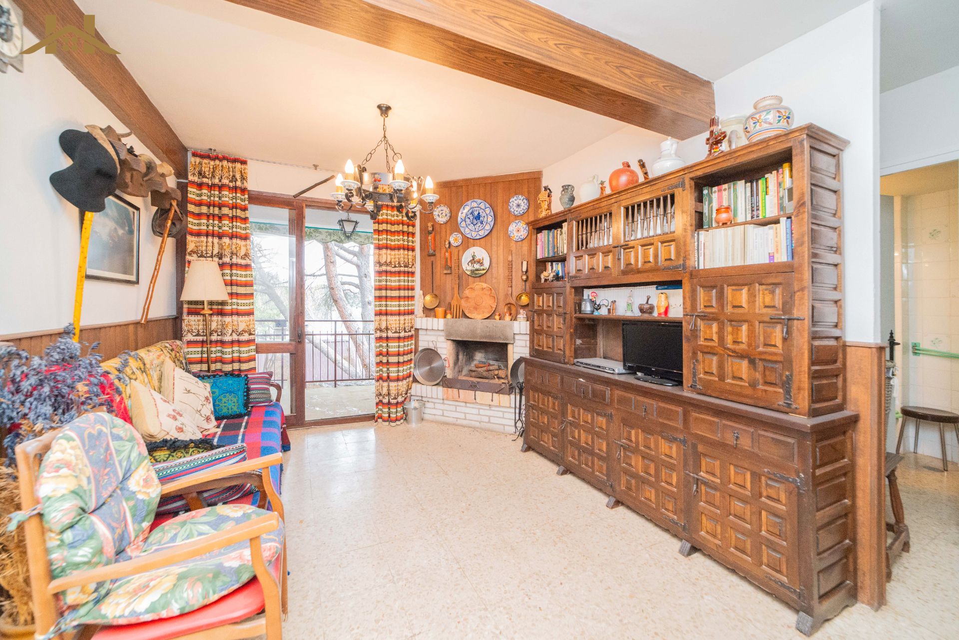 Sala d'estar de Pis en venda en San Martín de Valdeiglesias amb Calefacció, Terrassa i Traster