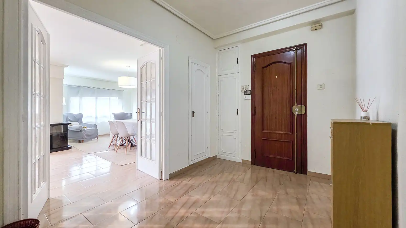 Piso con terraza en venta en Valencia - maestro sosa, imagen 6