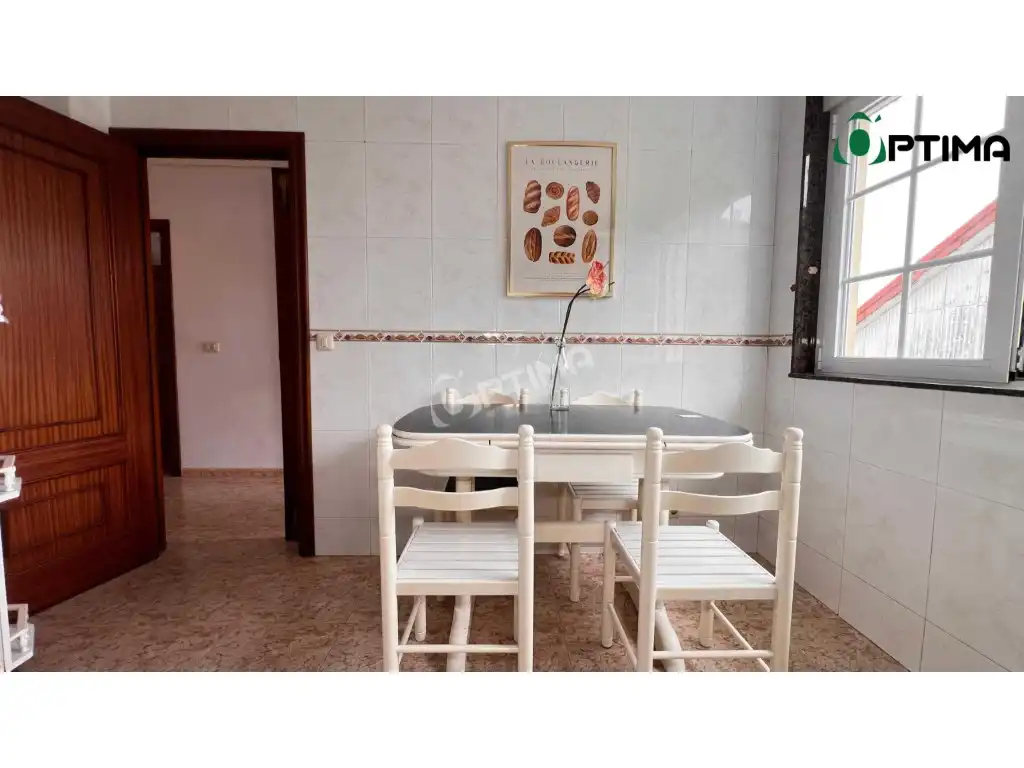 Esszimmer von Dachboden zum Verkauf in Muros