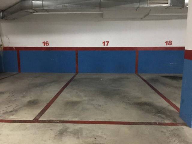 Garaje en Venta en Baena