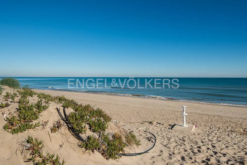 Houses for sale in Sueca  with Air Conditioner, Heating and Private garden