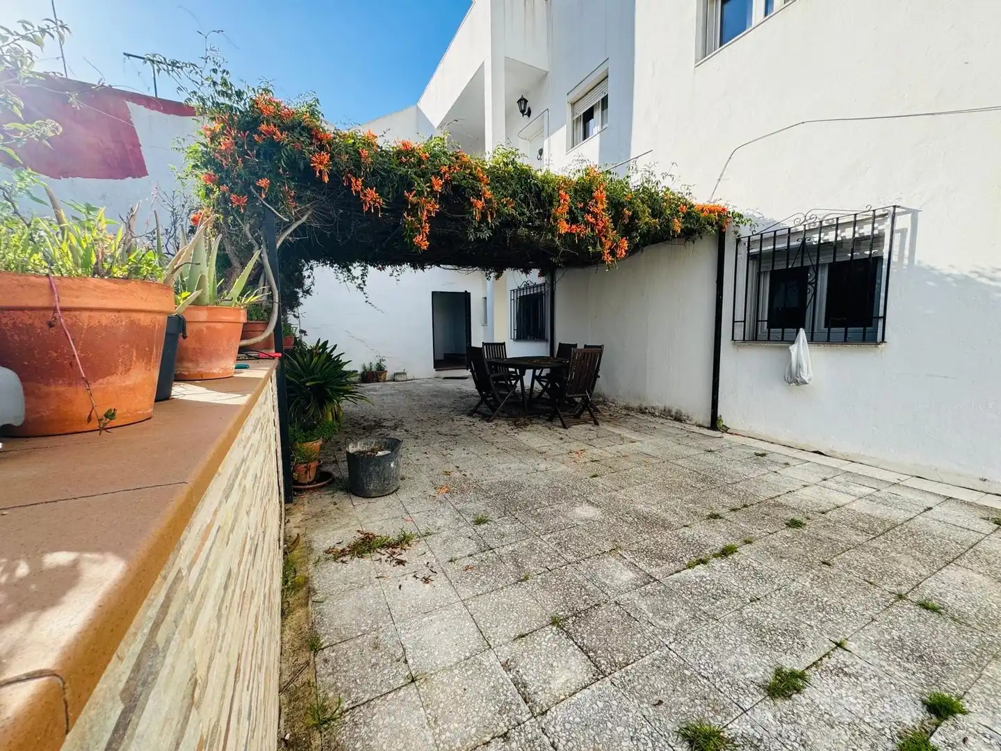 Garden of Houses for sale in Algeciras  with Storage room