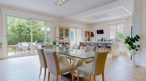 Foto 3 de Casa o chalet en venta en Rúa Álvaro Cunqueiro, A Cañiza , Pontevedra
