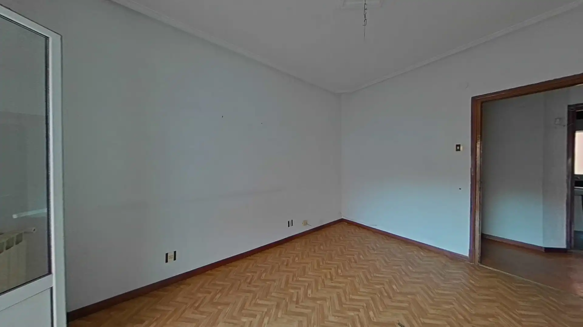 Habitación de Piso en venta en Burgos con Parquet