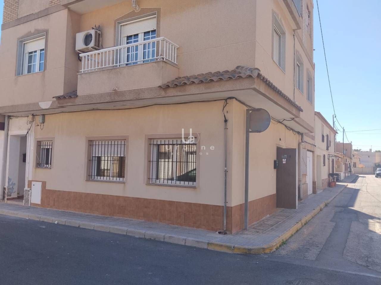 Außenansicht von Wohnung zum Verkauf in San Pedro del Pinatar mit Klimaanlage und Heizung
