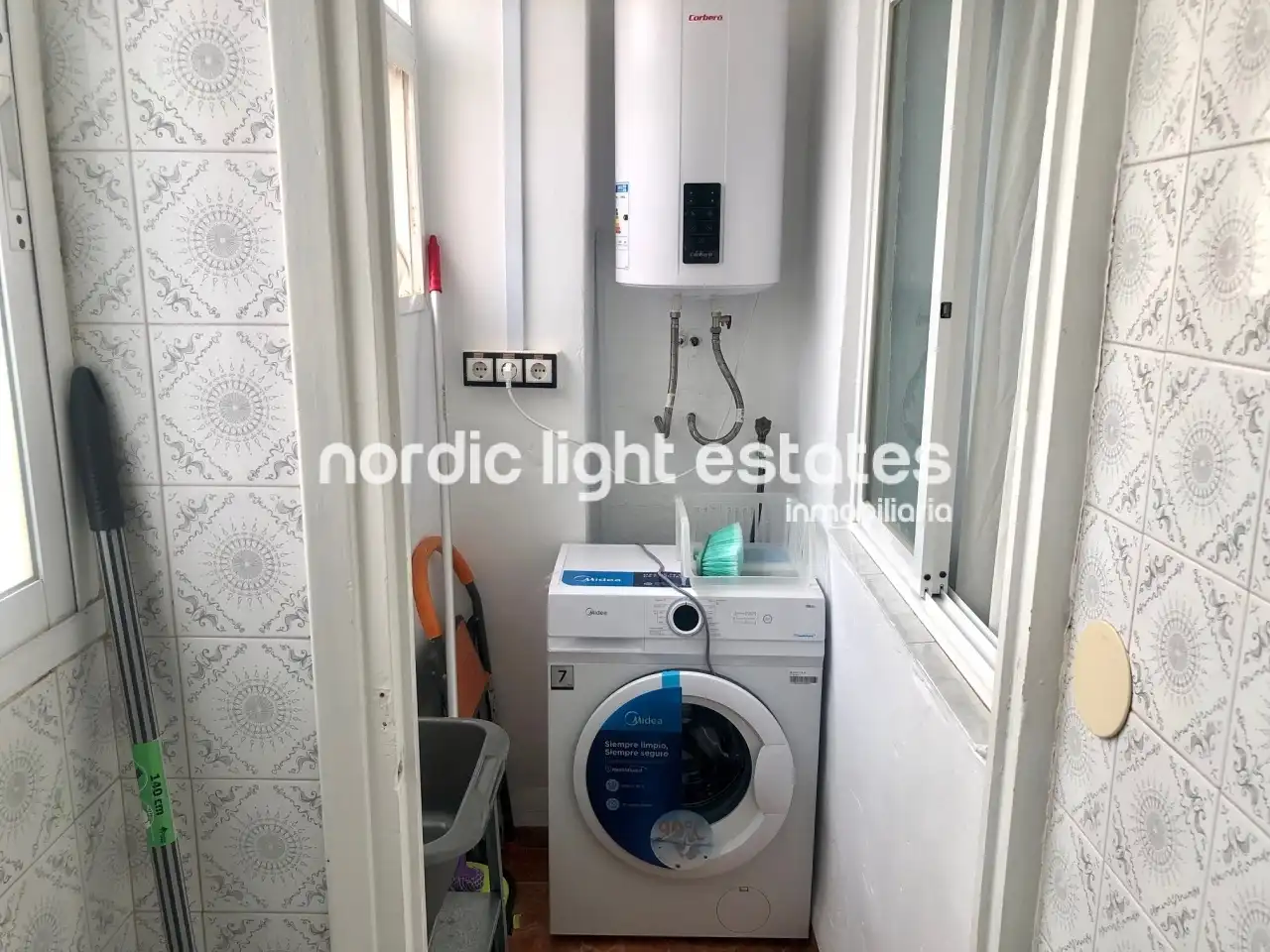 Exterior view of Flat for rent in Nerja  with Air Conditioner and Terrace