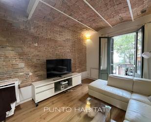 Living room of Flat to rent in  Barcelona Capital  with Air Conditioner, Heating and Balcony