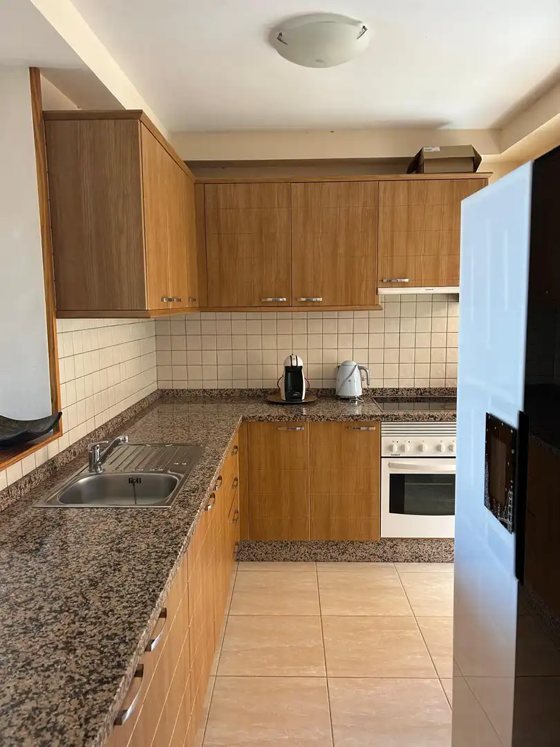 Cuina de Casa adosada en venda en Adeje amb Aire condicionat, Terrassa i Moblat