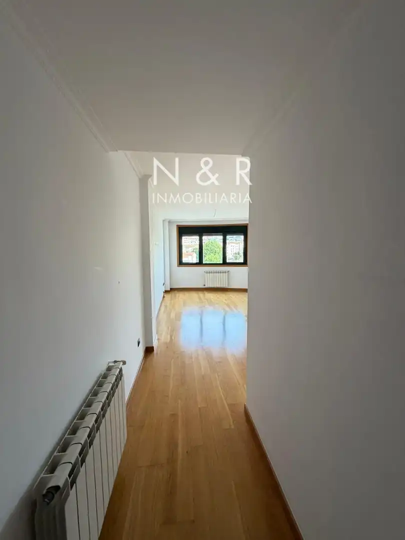 Flat for rent in Santiago de Compostela   with Heating