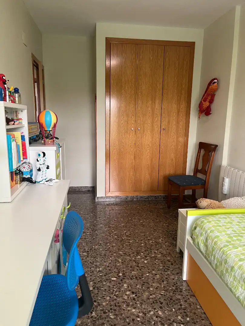 Bedroom of Flat for sale in Valencia  with Air Conditioner, Terrace and Storage room
