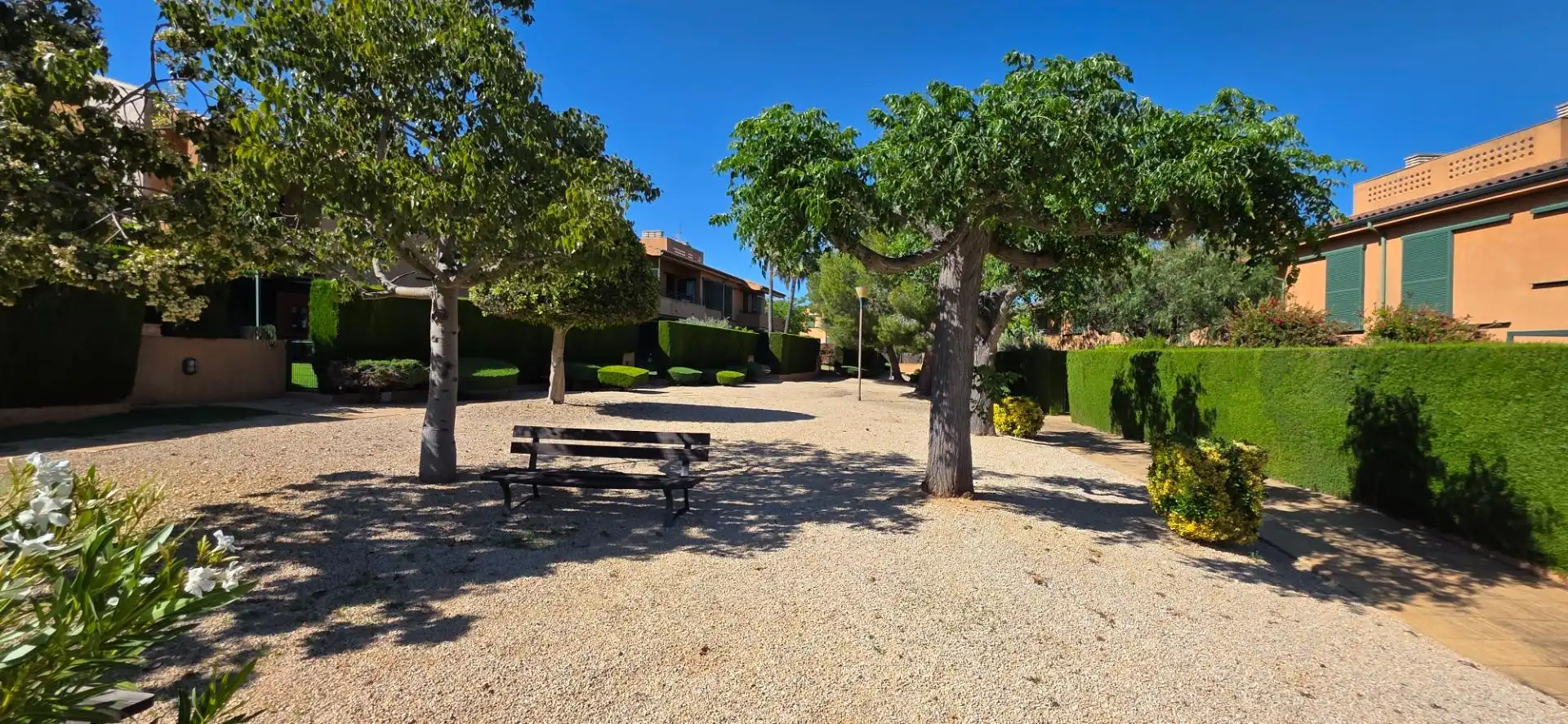 Außenansicht von Erdgeschoss zum Verkauf in L'Ametlla de Mar  mit Klimaanlage, Privatgarten und Terrasse