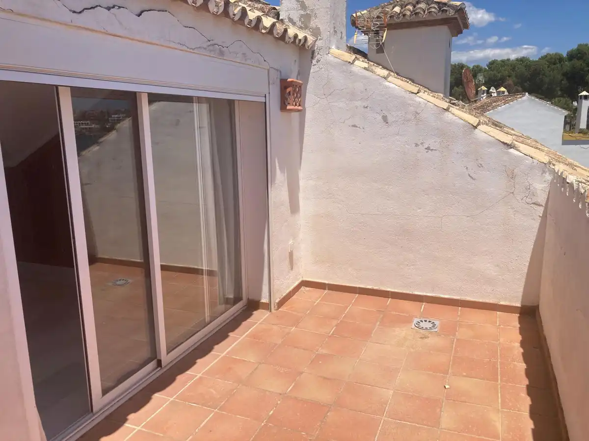 Terraza de Casa adosada en venta en Estepona con Aire acondicionado, Terraza y Amueblado