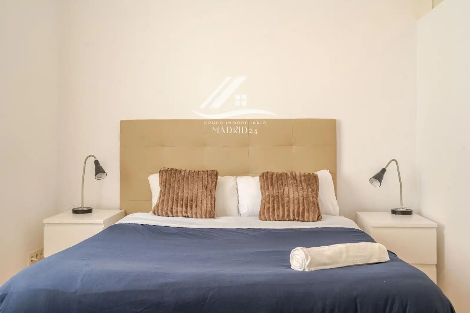 Habitación de Piso de alquiler en Madrid con Aire acondicionado, Calefacción y Amueblado