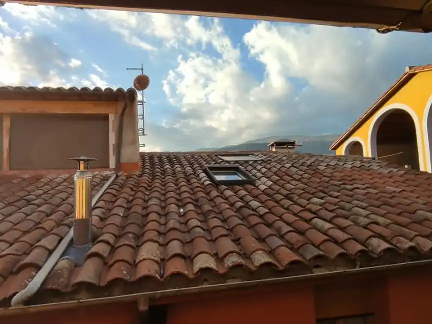 Terrassa de Dúplex en venda en Sant Joan de les Abadesses amb Traster, Moblat i Balcó