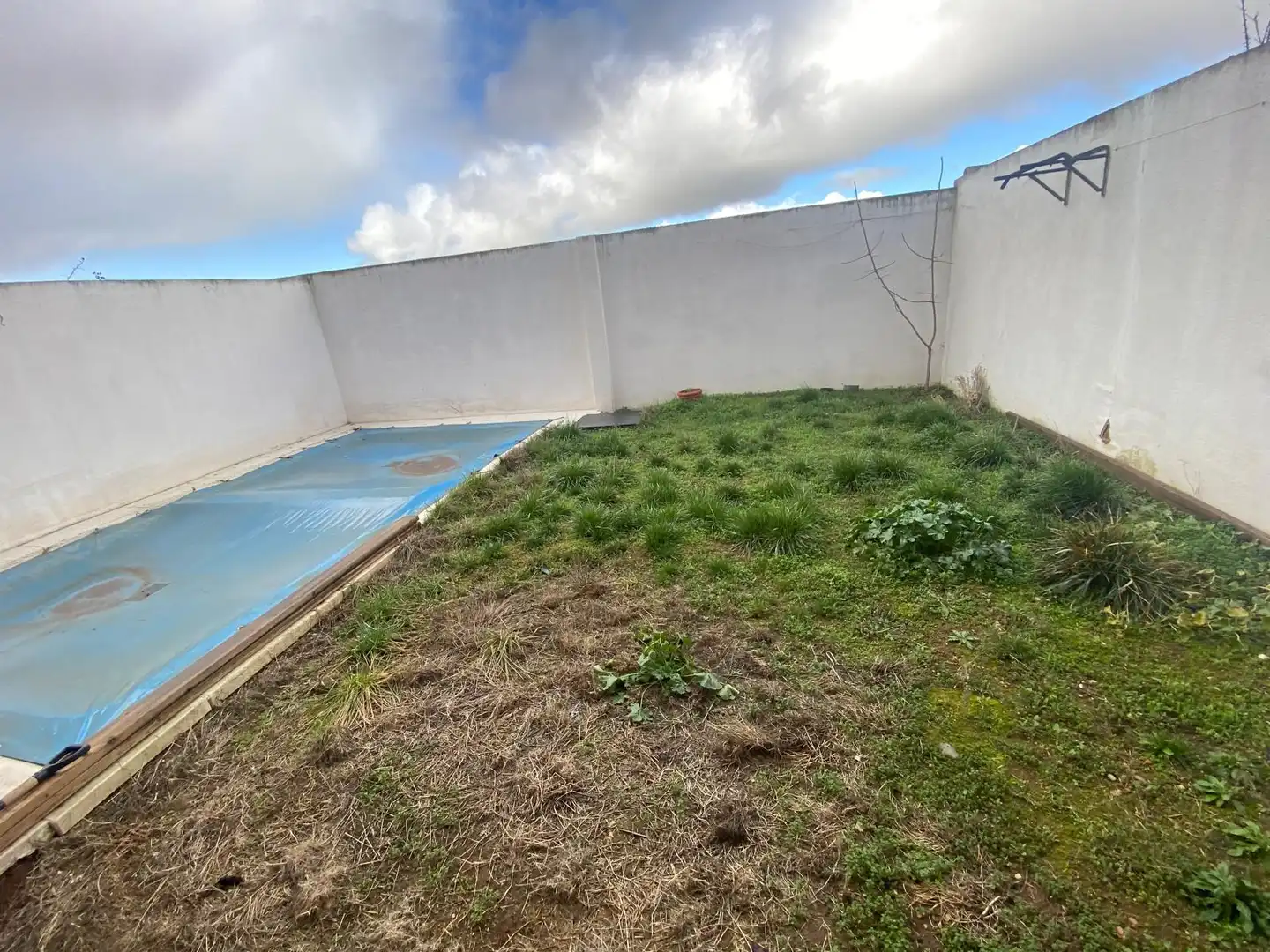 Casa adosada en venta en Poblete con Aire acondicionado, Calefacción y Jardín privado