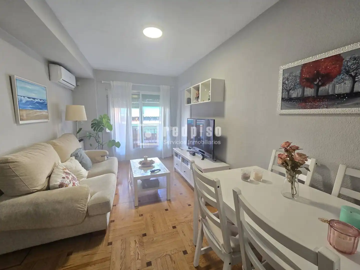 Sala d'estar de Pis en venda en Madrid amb Aire condicionat, Calefacció i Terrassa