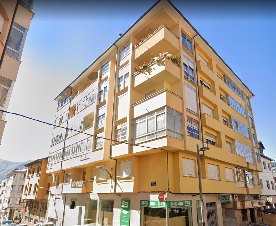 Exterior view of Flat for sale in Villablino  with Storage room