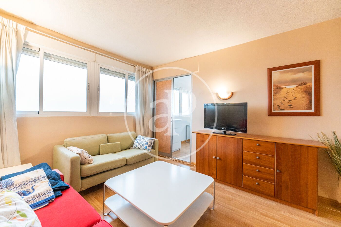 Living room of Flat to rent in  Madrid Capital  with Air Conditioner, Heating and Furnished