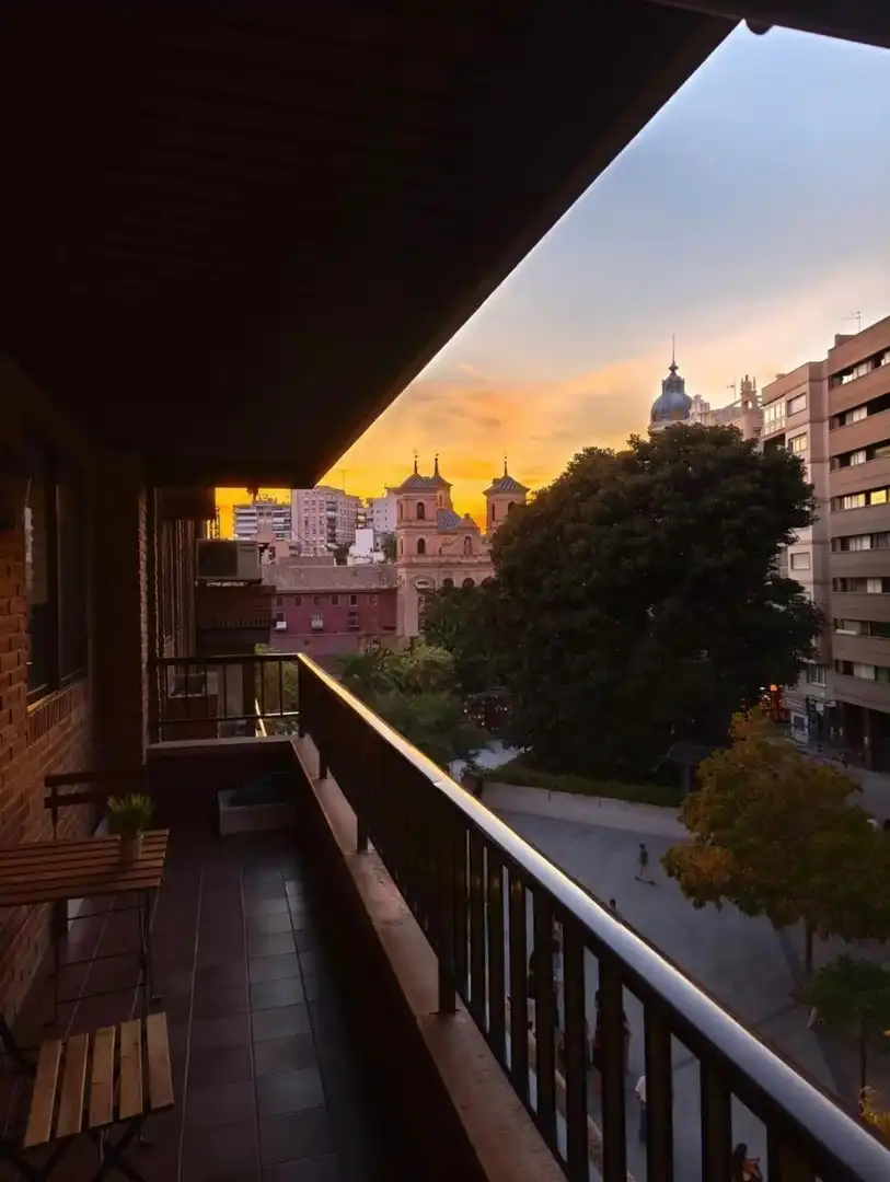 Vista exterior de Piso en venta en  Murcia Capital con Terraza, Trastero y Amueblado