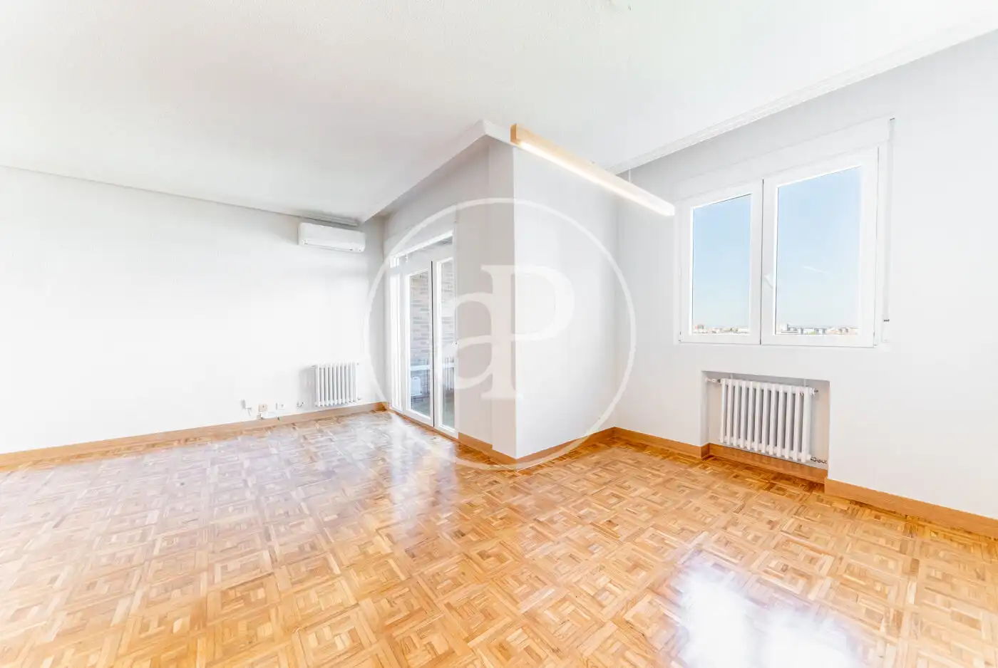 Flat for rent in Calle de Orense, Cuatro Caminos - Azca