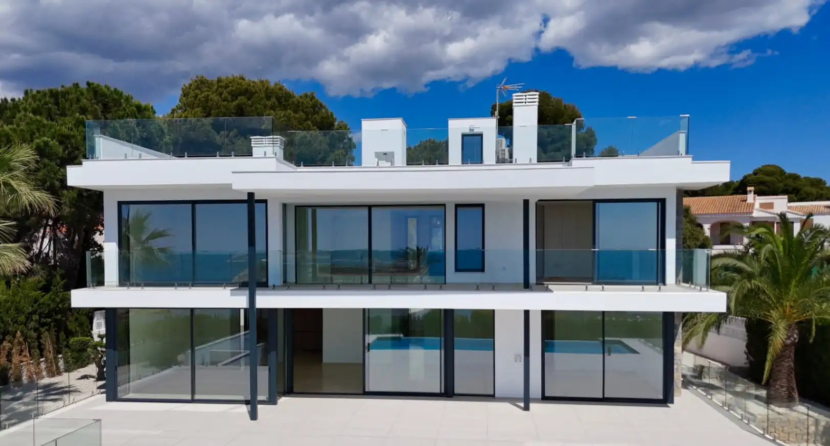 Villa avec terrasse à vendre à La Caleta - La Calalga -  Les Bassetes