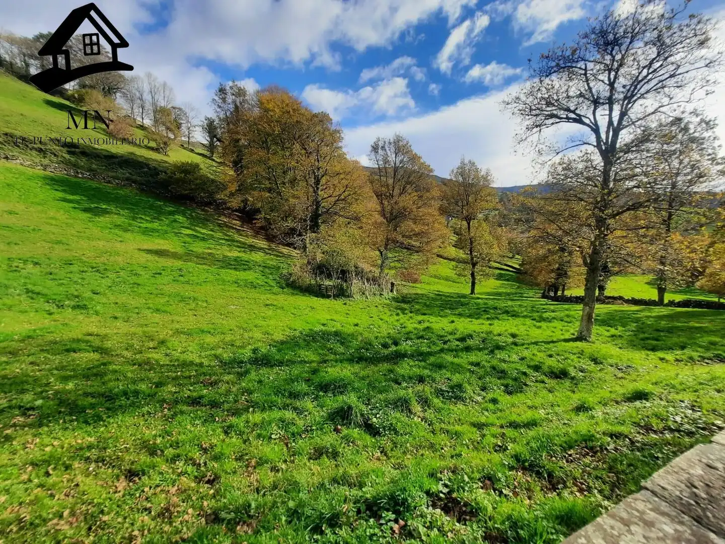 Finca rústica en venda a Luena