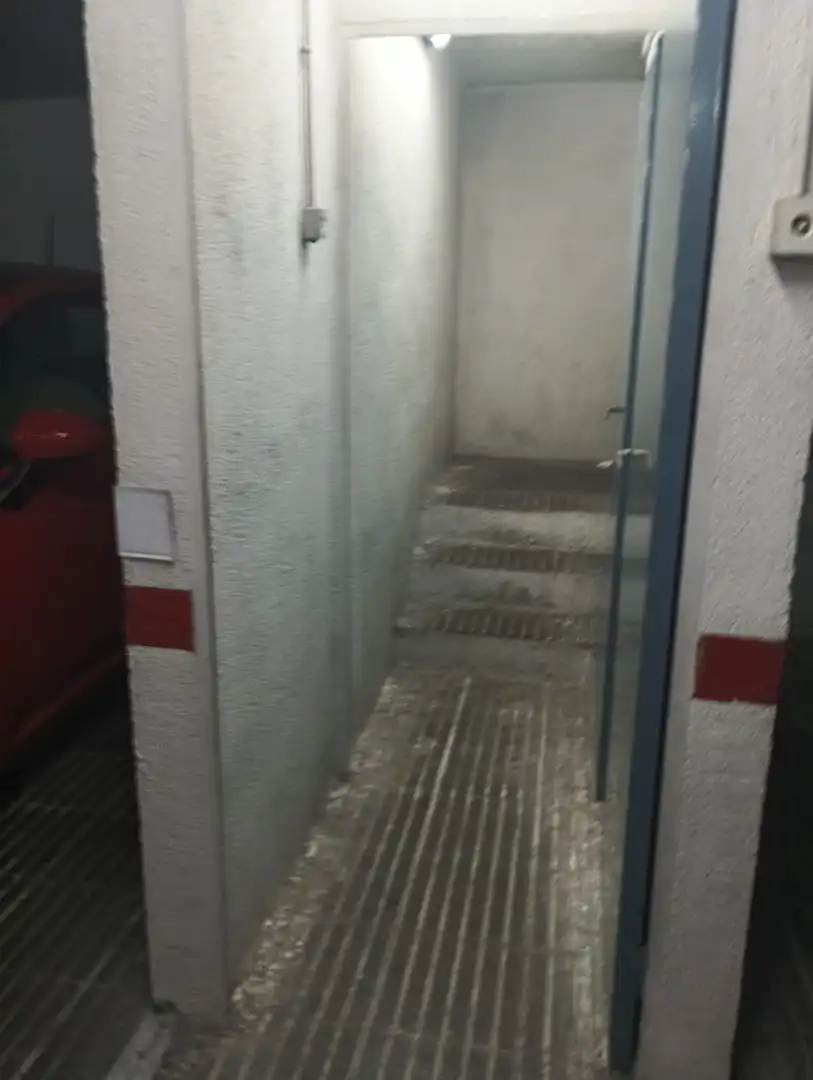 Garage for sale in Santa Coloma de Gramenet  with Alarm