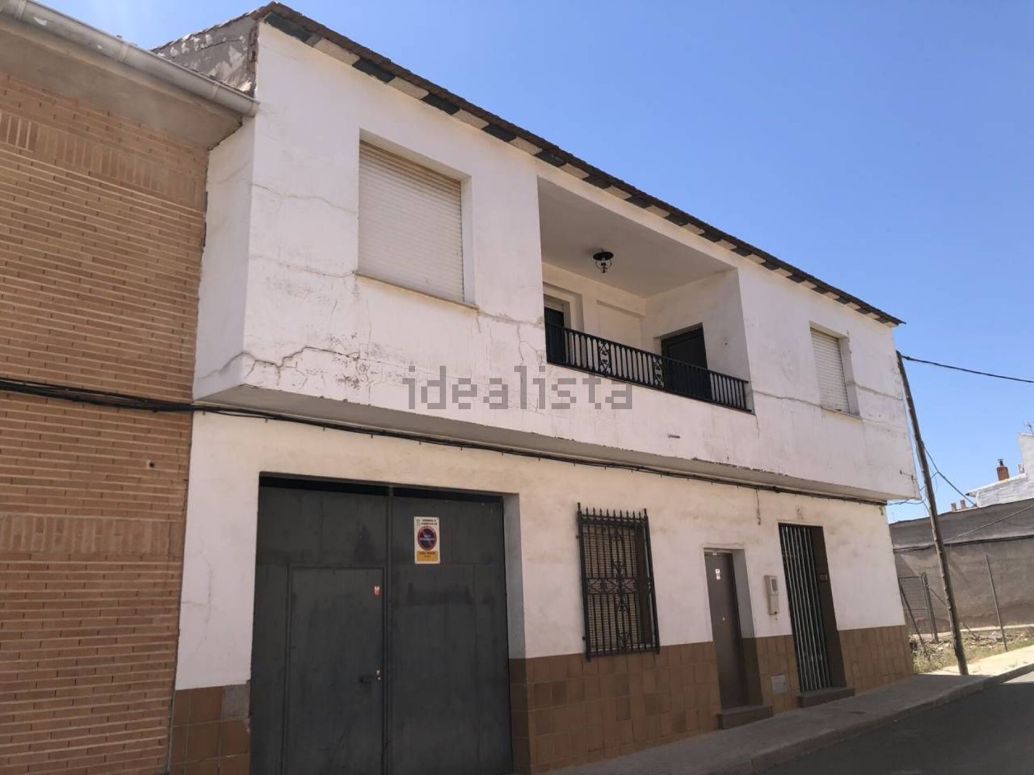 Vista exterior de Casa adosada en venta en Villarrubia de los Ojos con Calefacción, Terraza y Trastero