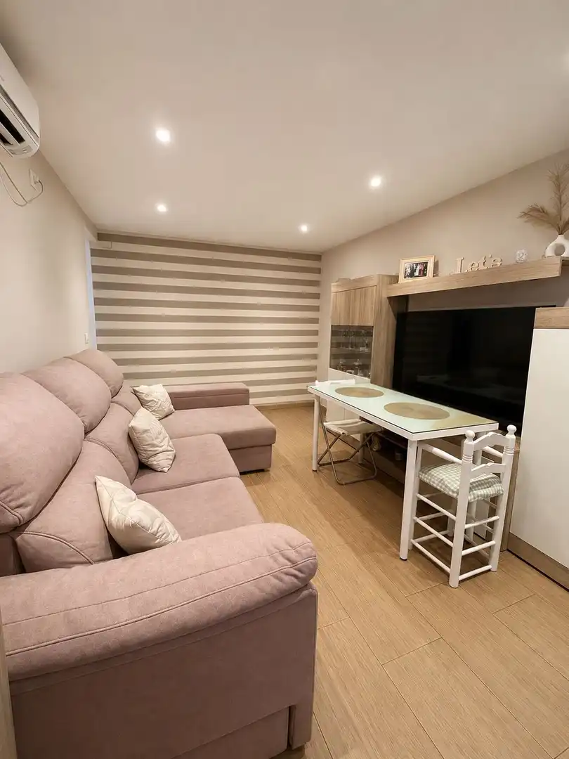 Piso con ascensor en venta en Sur, imagen 2