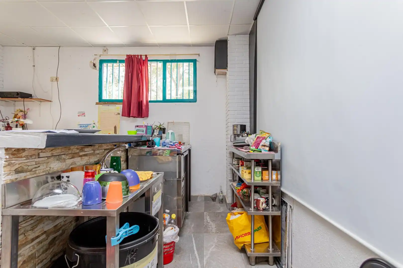 Kitchen of Commercial properties for sale in Tres Cantos