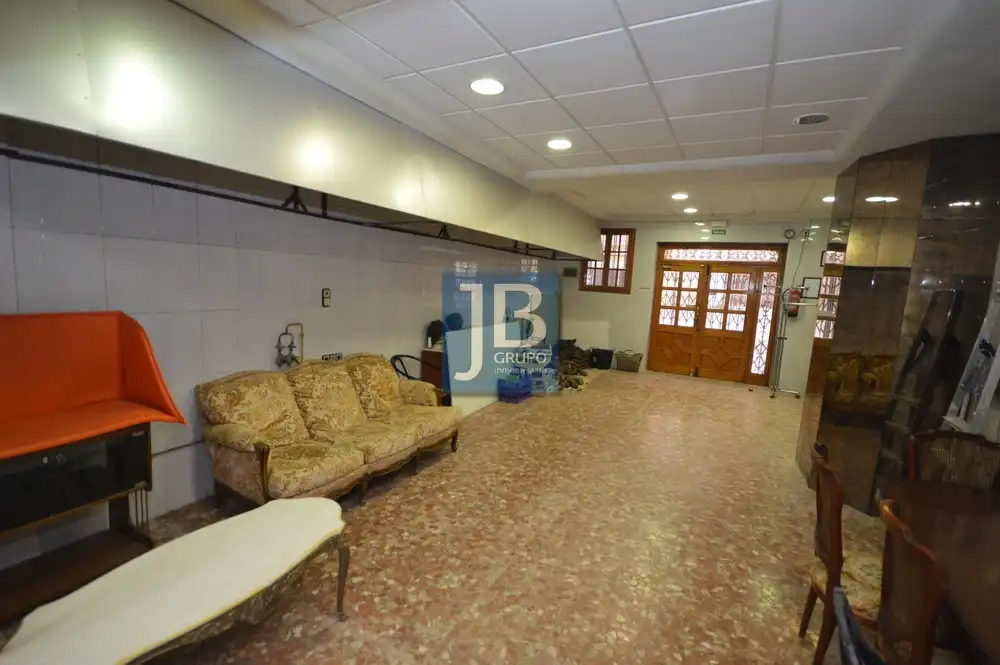Local comercial en venda a Carrer de la Calderería, imagen 5