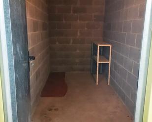 Box room to rent in Manresa