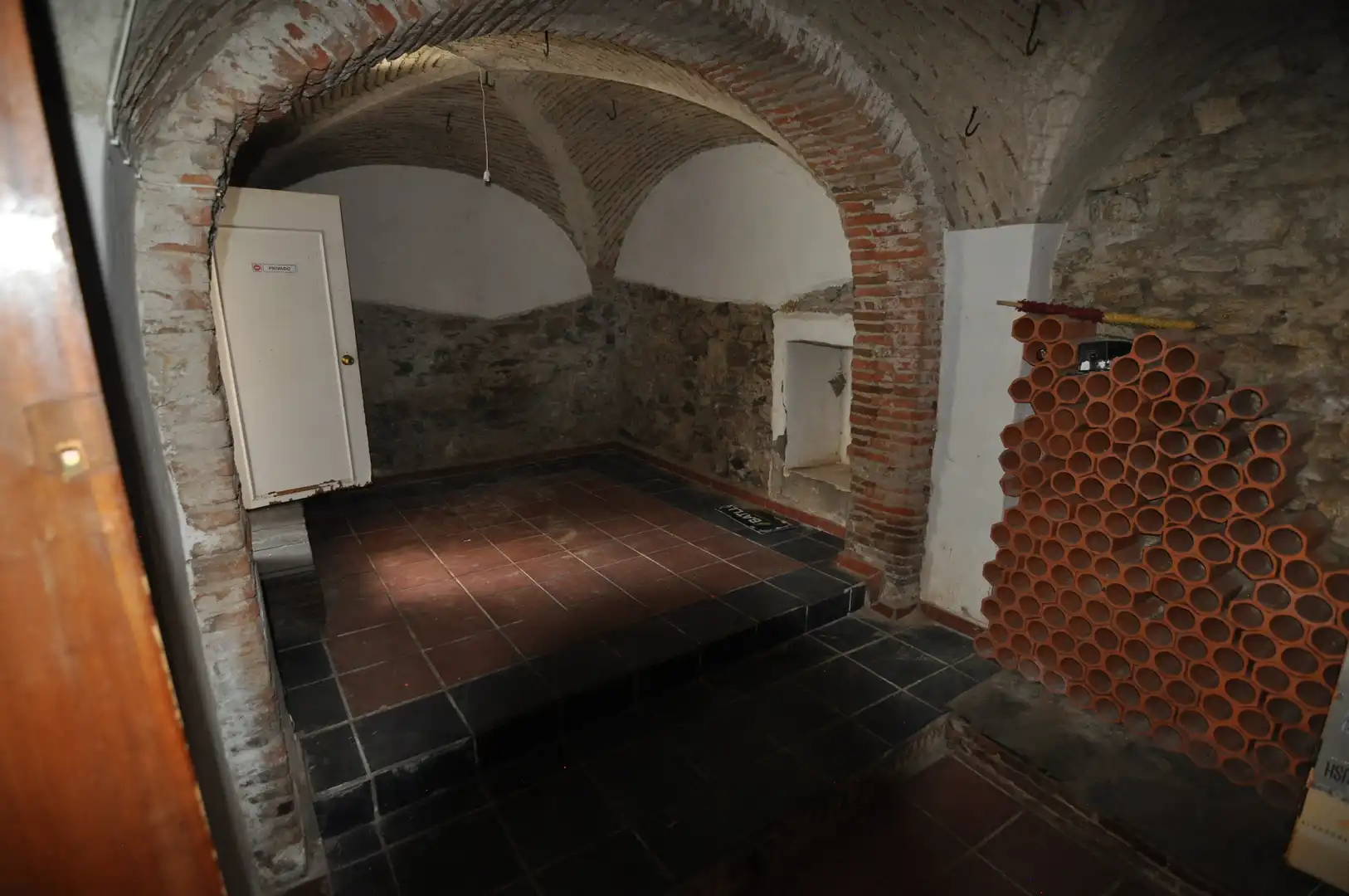 Commercial properties for rent in Valdefuentes  with Air Conditioner