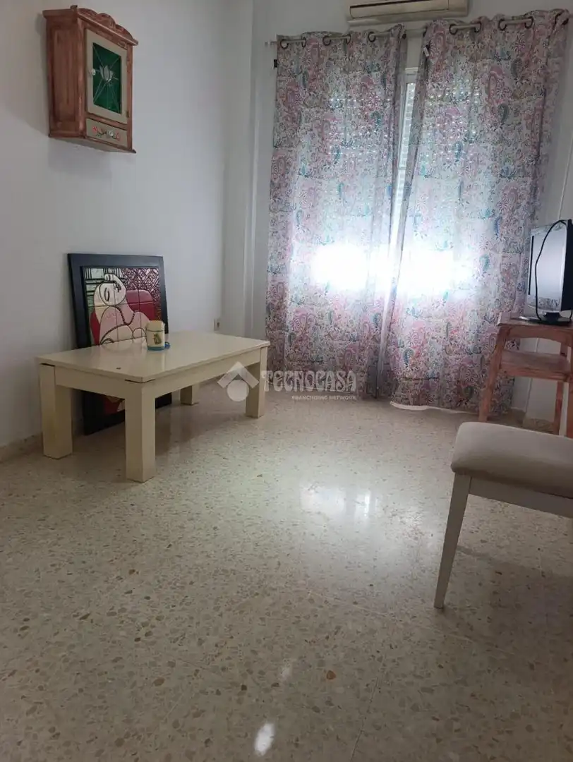 Habitación de Dúplex en venta en Valverde de Leganés con Aire acondicionado y Balcón