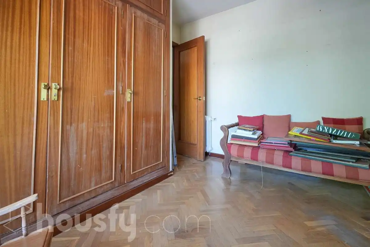 Bedroom of Houses for sale in Madrid  with Air Conditioner, Heating and Private garden
