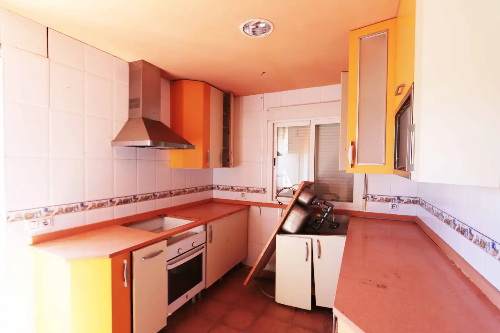 Kitchen of Houses for sale in Escalona  with Heating, Storage room and Swimming Pool