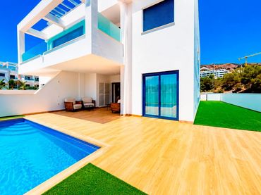 Bungalow con piscina en venta en Balcón de Finestrat - Terra Marina