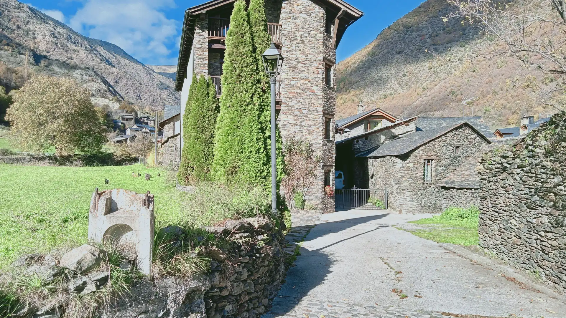 Vista exterior de Residencial en venta en Alins