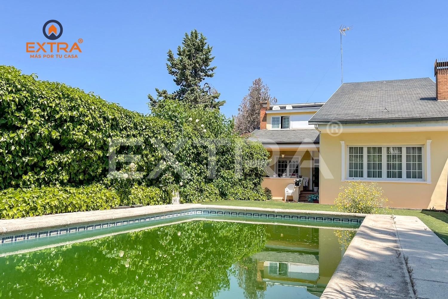 Garden of House or chalet for sale in  Madrid Capital  with Air Conditioner, Heating and Private garden