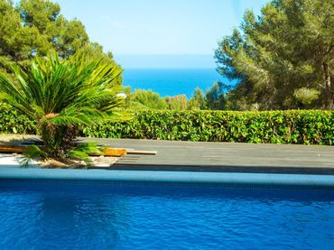 Detached house with balcony for sale in Camí de Santa Cristina