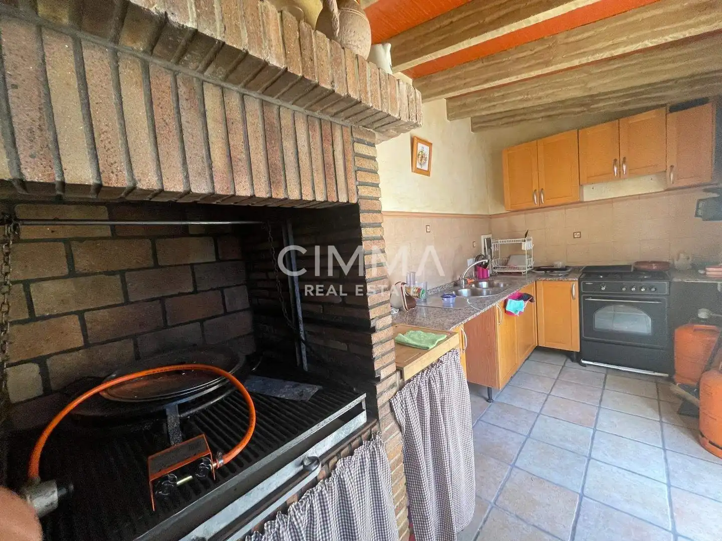 Cuina de Casa o xalet en venda en La Nucia amb Aire condicionat, Jardí privat i Terrassa