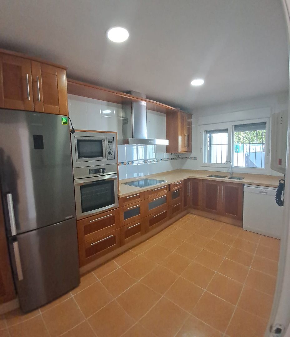 Cocina de Casa o chalet de alquiler en Mairena del Aljarafe con Aire acondicionado