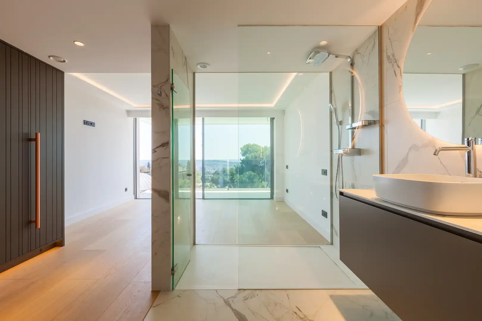 Bathroom of Houses for sale in Barcelona  with Air Conditioner, Heating and Private garden