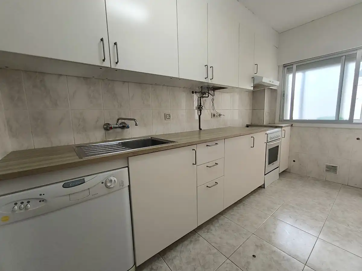 Cocina de Piso en venta en Vilagarcía de Arousa con Calefacción, Horno y Lavadora