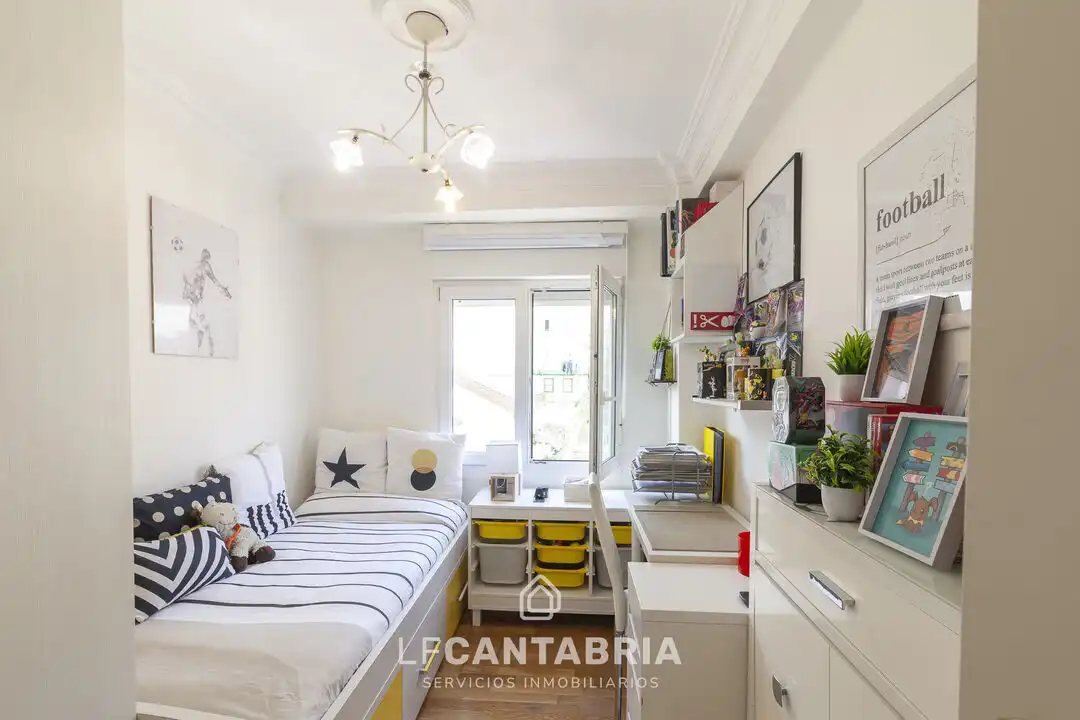 Habitación de Piso en venta en Santander con Calefacción