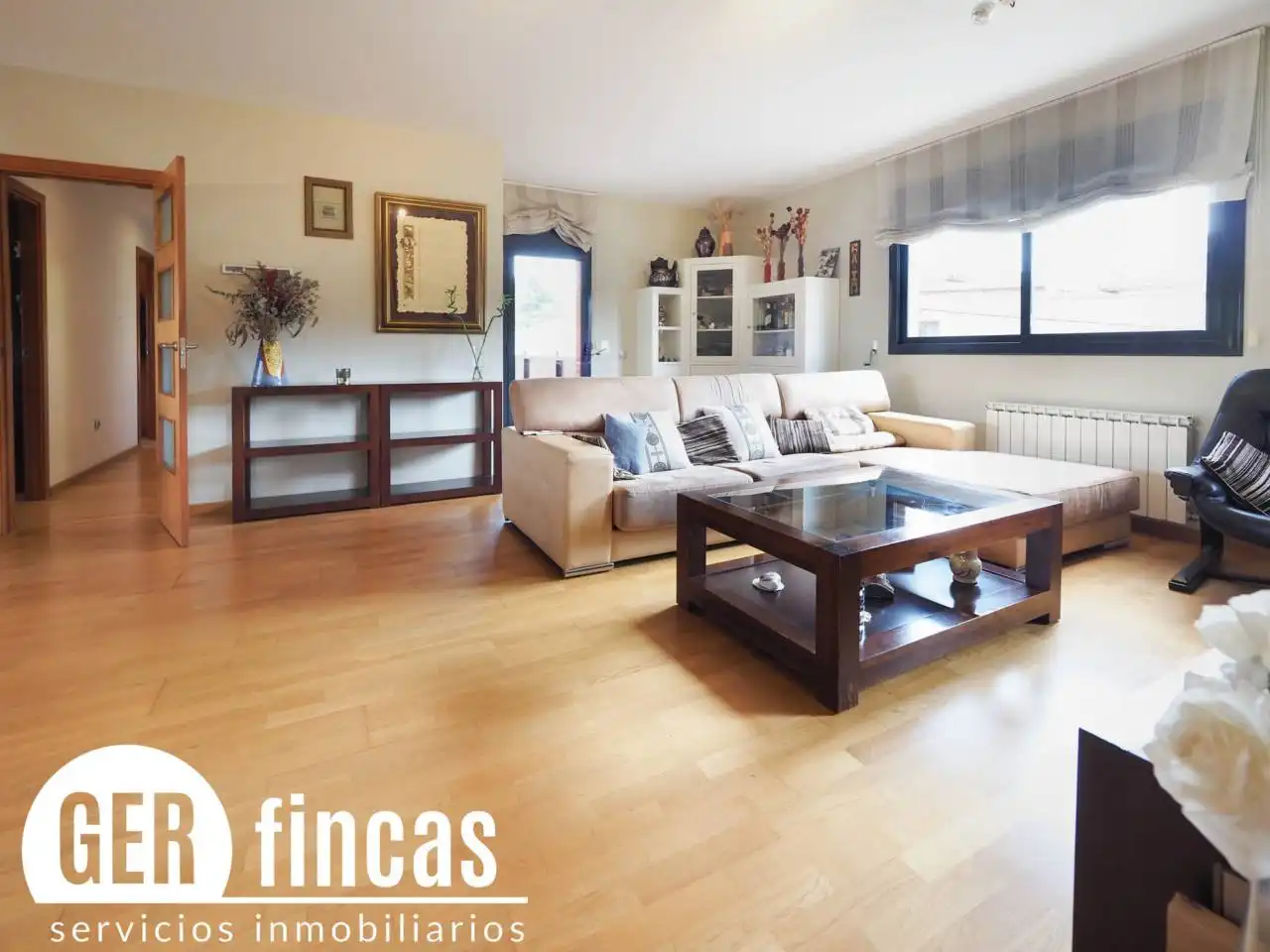 Sala de estar de Piso en venta en Viladecavalls con Aire acondicionado, Calefacción y Terraza