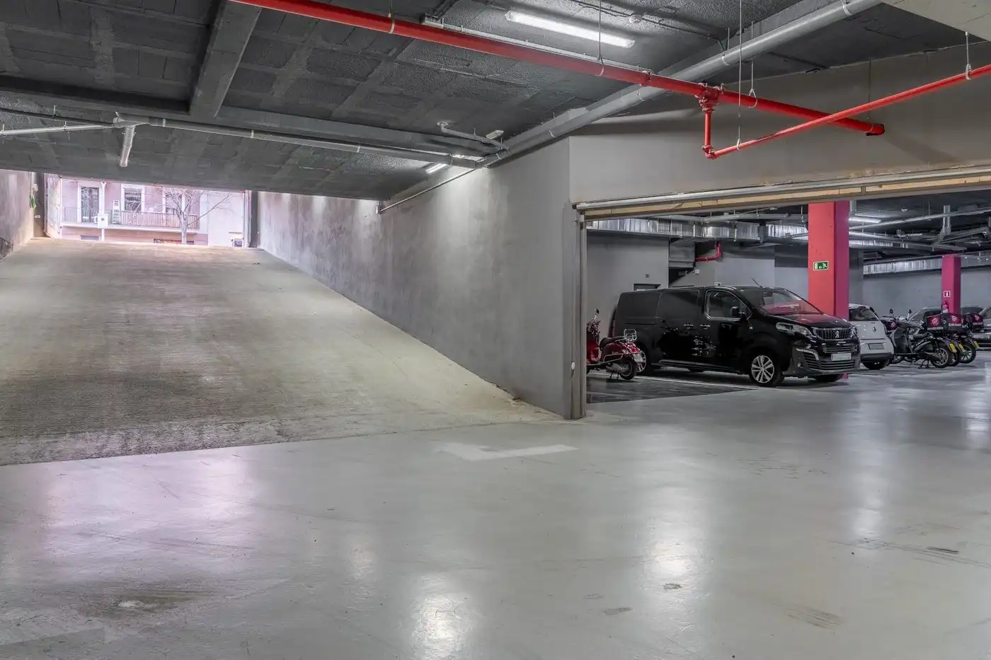 Parking of Garage for rent in Barcelona