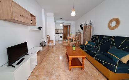 Sala d'estar de Apartament en venda en Tavernes de la Valldigna amb Terrassa i Balcó